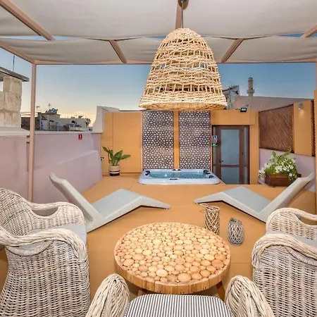 Apartment Amazing With Private Outdoor Jacuzzi!!