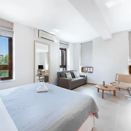 Amazing With Private Outdoor Jacuzzi!! Апартаменты *